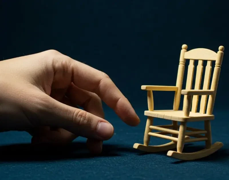 Dollhouse Miniature Furniture: Best Materials for Durability