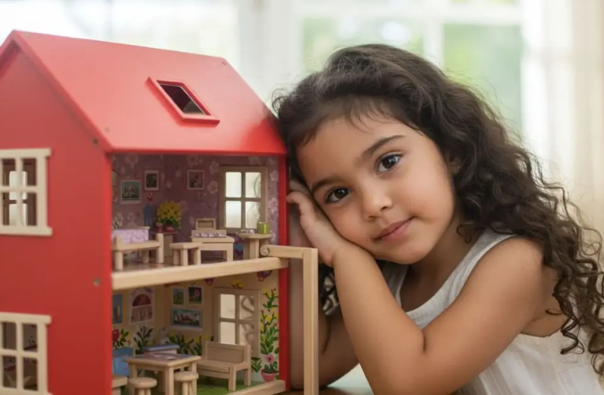 Wooden Dollhouse Kits – Top 6 Picks for Beginners