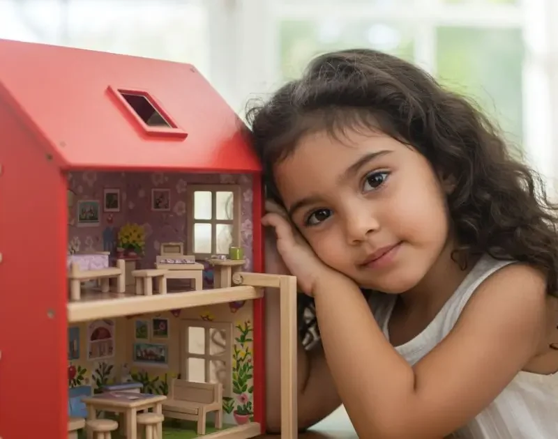 Wooden Dollhouse Kits – Top 6 Picks for Beginners