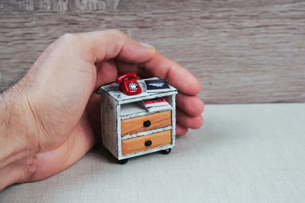 You are currently viewing PDF PLAN: Miniature Bedside Table