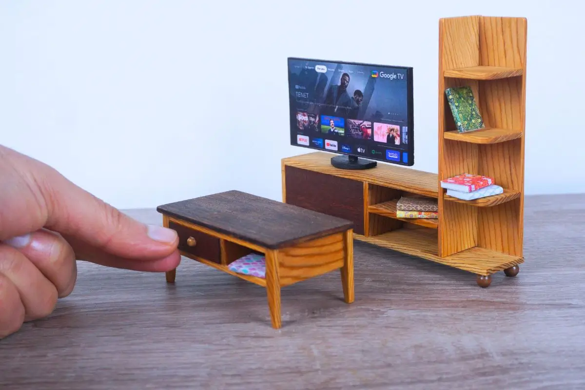 You are currently viewing How to Make a Miniature Dollhouse Table – 1:12 Scale