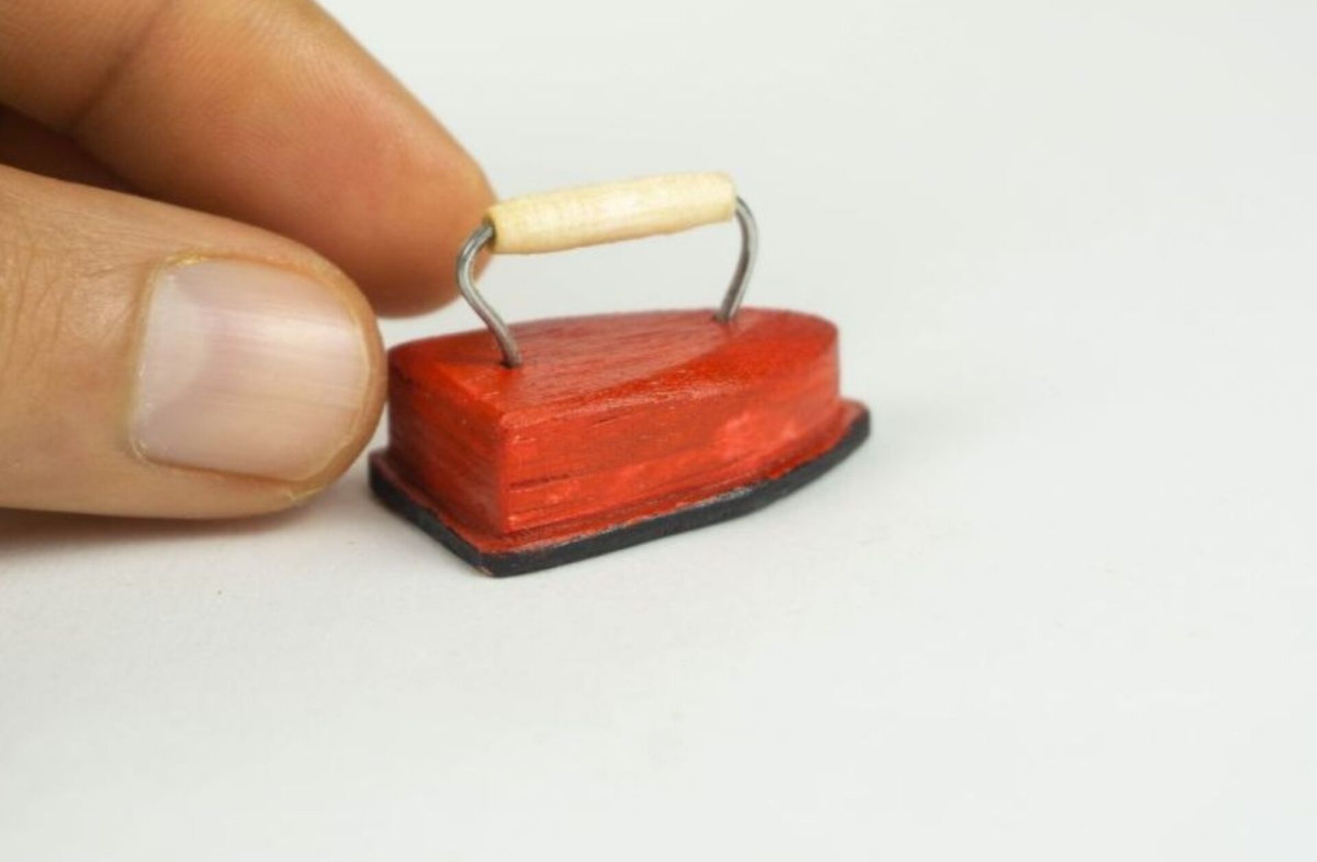 How to Make a Miniature Iron Using Simple Popsicle Sticks