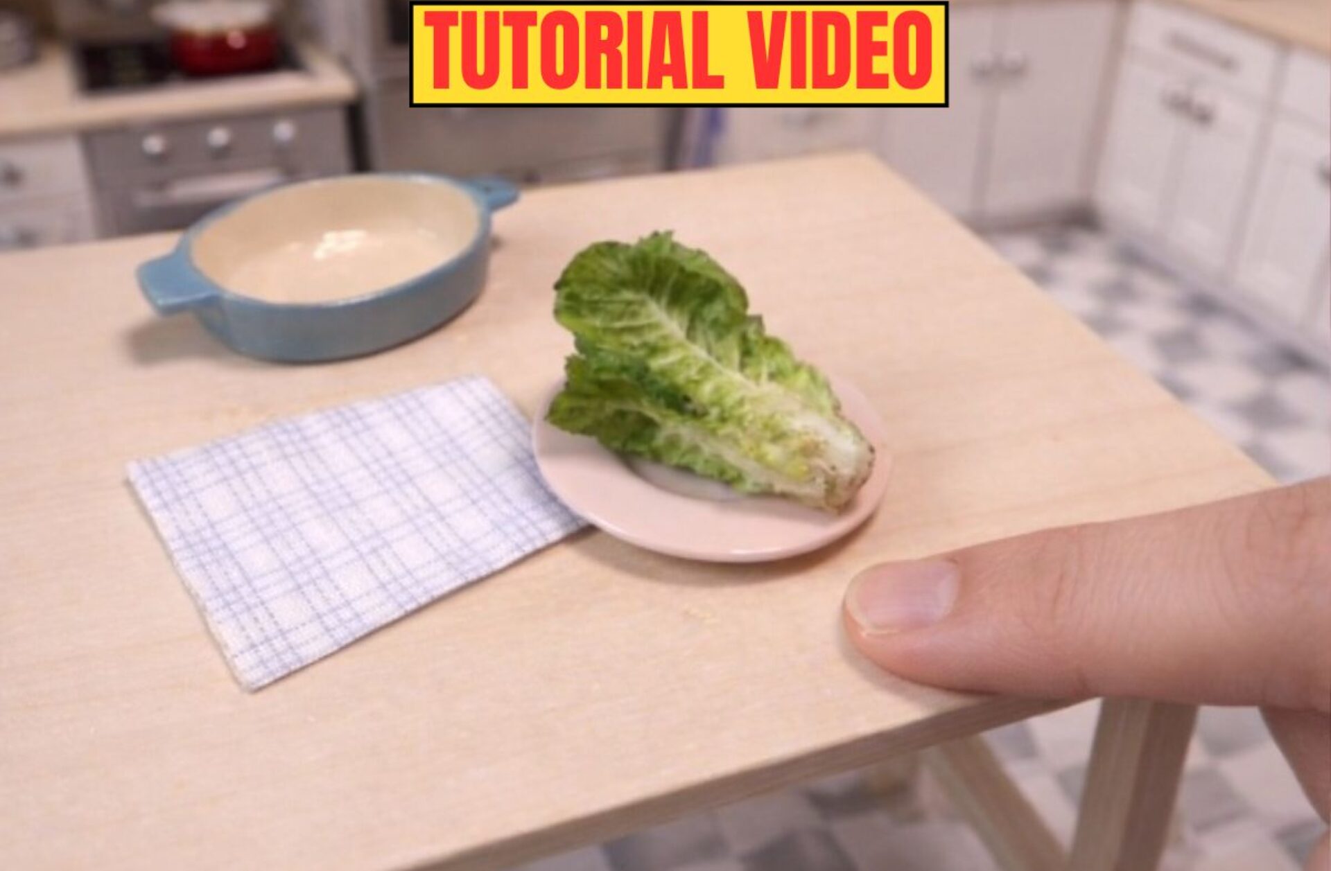 The Art of Making Miniature Lettuce: A Small Detail That Makes