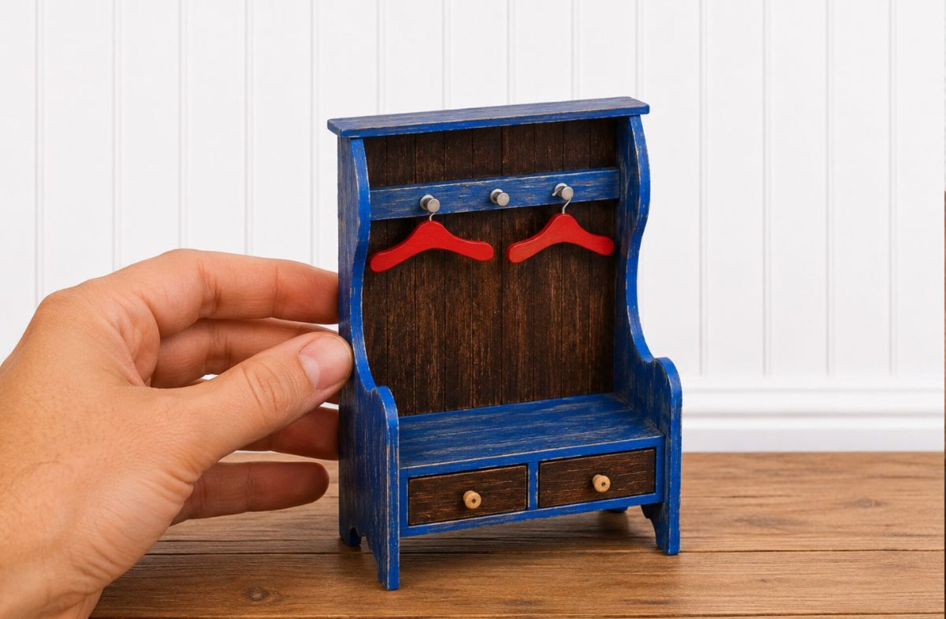 DIY Miniature Hall Bench with Drawers – A Charming 1:12 Scale Design